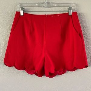 Everly Scalloped Hem Shorts